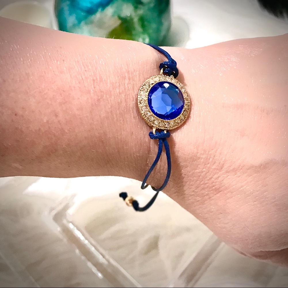 NEW IN BOX...BLUE ENERGY BRACELET - Picture 2 of 4
